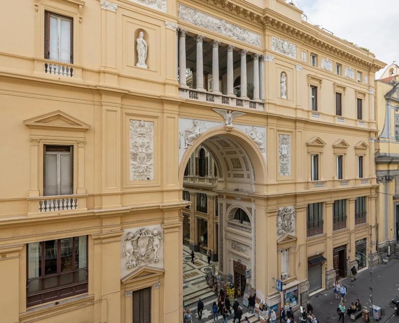 Apartment Maison Brigida Napoli Italy