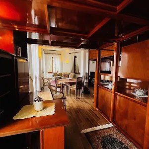 Apartment Residenza Borgo Marinaro, Naples