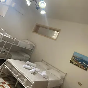  Hébergement de vacances Casa Nonna Rusell